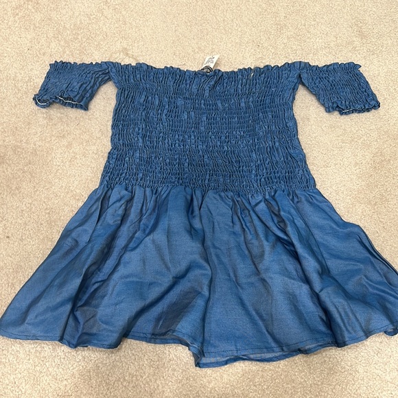 Top - Picture 4 of 4